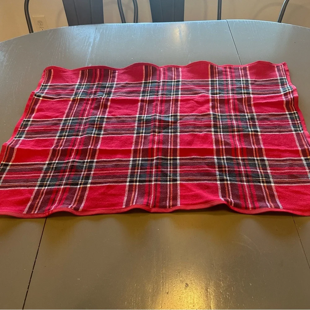 Williams Sonoma Red Stewart Tartan Plaid Table Runner